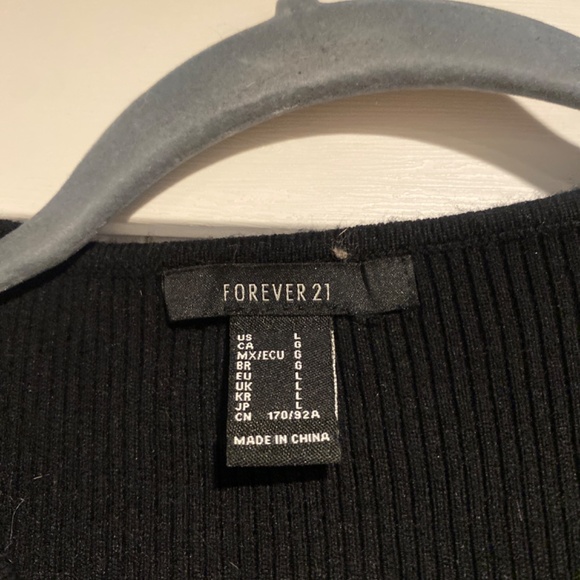 Black and sequin one sleeved shirt - Picture 4 of 4